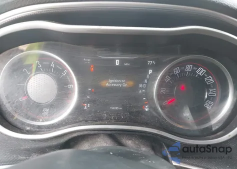 2018 Dodge Challenger Sxt z USA, uszkodzony, nr VIN 2C3CDZAG0JH315920